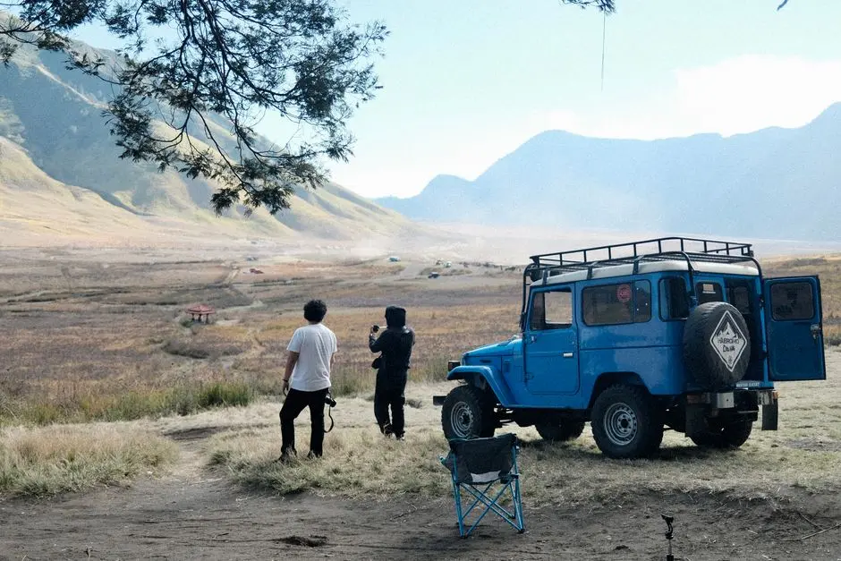 Wisatawan pemula menikmati pemandangan alam Indonesia